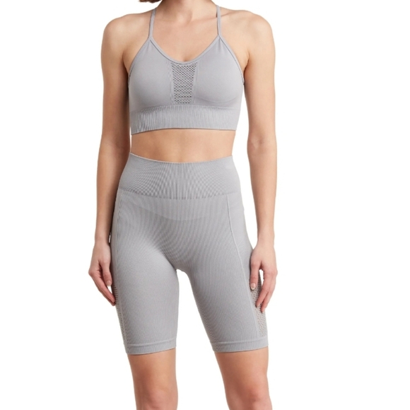 Yogalicious Lala Land Seamless Bra And Shorts Workout Set Sleet NEW - Picture 5 of 5